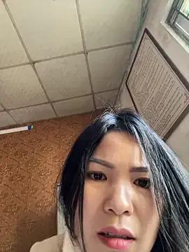 Beolulu from StripChat is Freechat