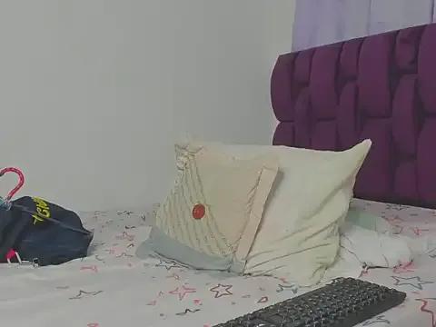 berenicelV from StripChat is Freechat