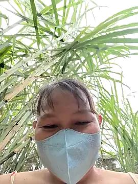 Betty20zx from StripChat is Freechat