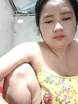 BigBoobs186 from StripChat is Freechat