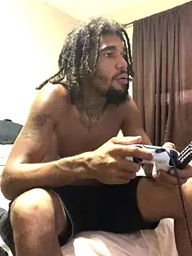bigdicksih from StripChat is Freechat