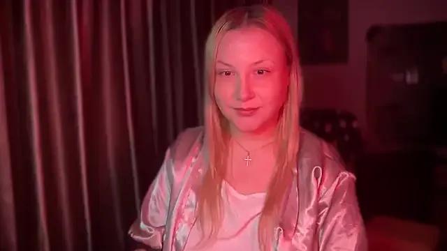 BikiHellena from StripChat is Freechat