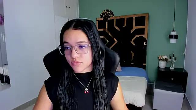 Billie_Jhonson_ from StripChat is Freechat