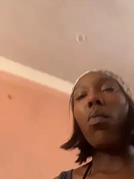 Blackcandie15 from StripChat is Freechat