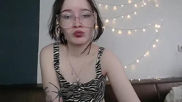 Blue_Horny_Rabbit from StripChat is Freechat