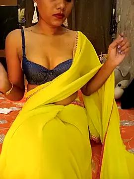 Bold_Quinn from StripChat is Freechat