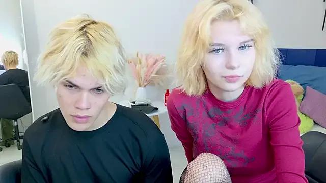 Bonnie_And_C1yde from StripChat