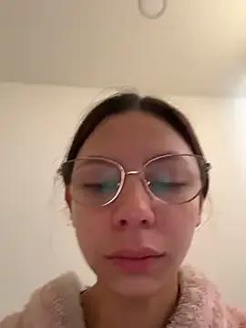 Bonniepark from StripChat is Freechat