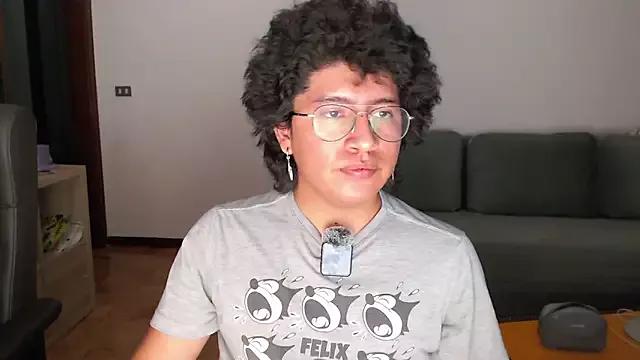 Find your cherished anal broadcaster match with our advanced interactive search and filtering options, allowing you to tailor-make your live event desires.