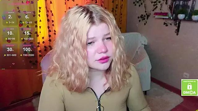 Bratz_Chloe_ from StripChat is Freechat