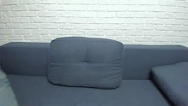 BrilliantGirll from StripChat is Freechat