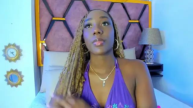 BritneyWalkers from StripChat is Freechat