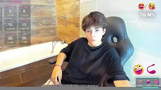 Bryce_Evans from StripChat