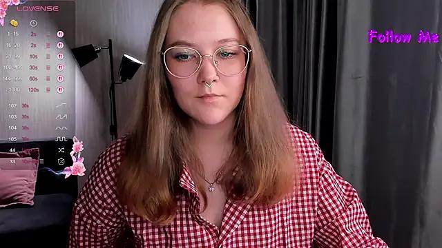 Bunny_bubble from StripChat