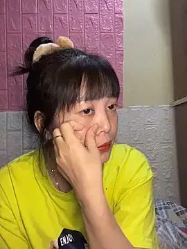 Butterfly_kee from StripChat is Freechat