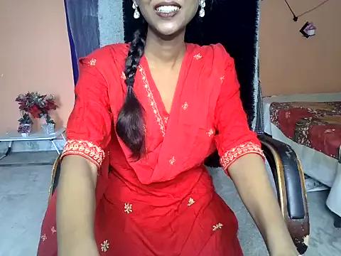 Butterfly_Simmie from StripChat is Freechat