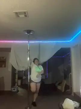 BuzzBunni69 from StripChat