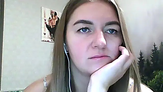 CandyOLimeX from StripChat is Freechat