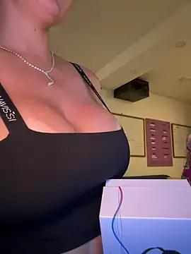 Find your cherished anal broadcaster match with our advanced interactive search and filtering options, allowing you to tailor-make your live event desires.