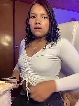 carolina_pink from StripChat is Freechat