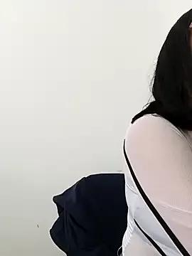 Caroline-17 from StripChat is Freechat