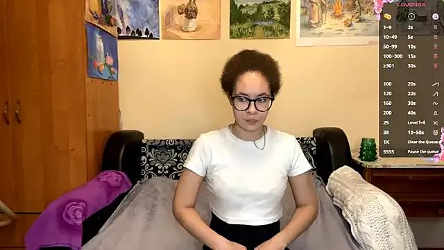 CarollNino from StripChat is Freechat