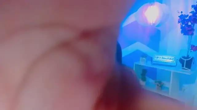 cataleya_eebony from StripChat is Freechat