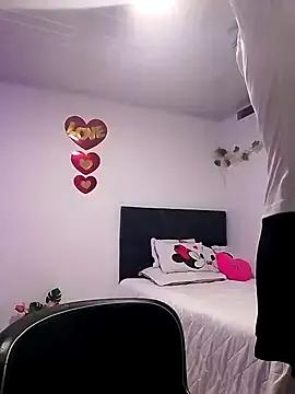 channel_brooks from StripChat is Freechat