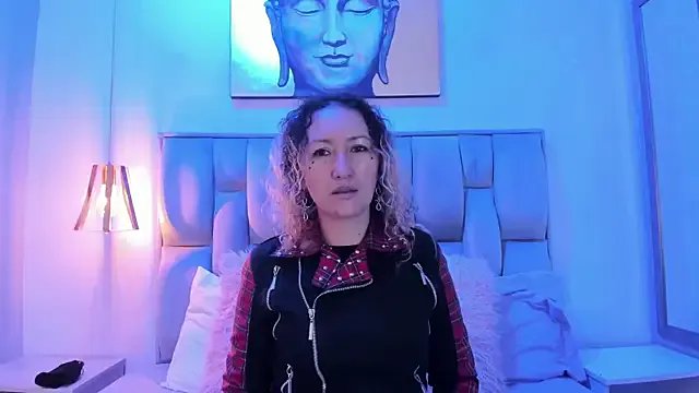 Charlotte-Sweet- from StripChat is Freechat