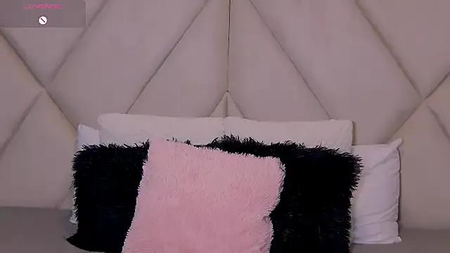CharlotteeBrownn from StripChat is Freechat