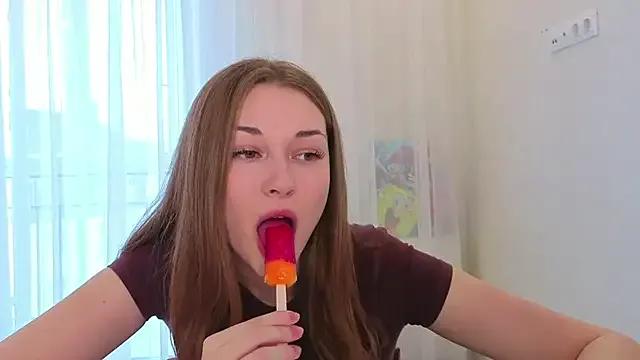 CharryClim from StripChat is Freechat
