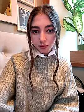 CherrRoses from StripChat is Freechat