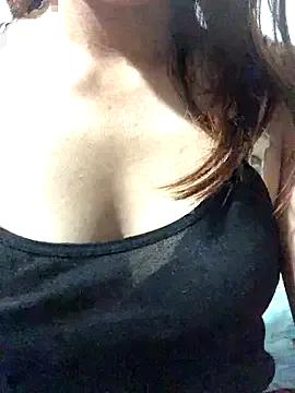 Cherry_sexyy from StripChat is Freechat