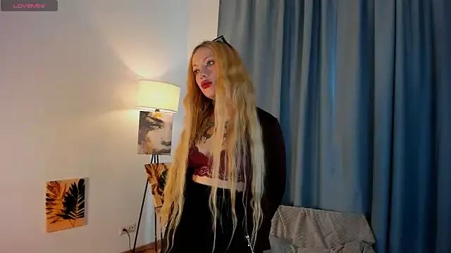 CherryClash from StripChat is Freechat