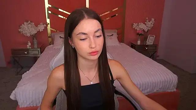 CherryyLulu from StripChat is Freechat