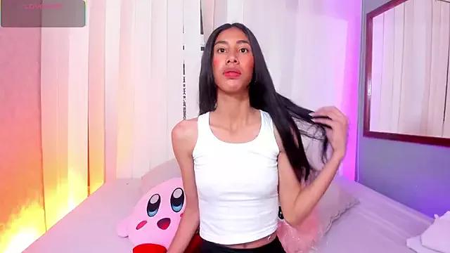 chiara_evanns from StripChat is Freechat