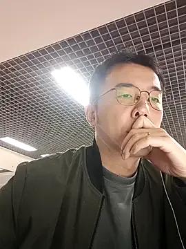 chinese_daddy from StripChat is Freechat