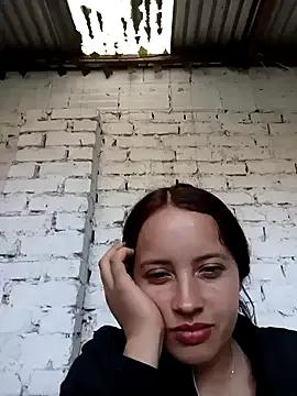 Chloe_2-4 from StripChat is Freechat