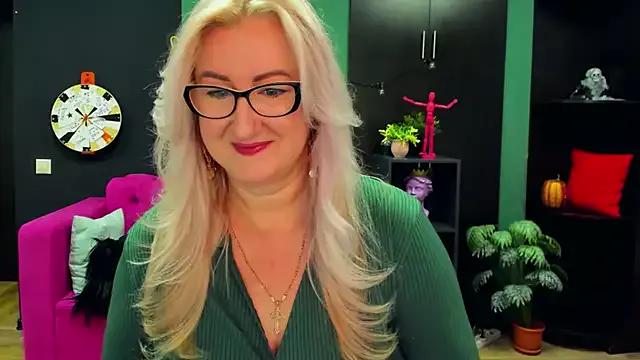 Find your cherished anal broadcaster match with our advanced interactive search and filtering options, allowing you to tailor-make your live event desires.