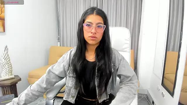 Find your cherished anal broadcaster match with our advanced interactive search and filtering options, allowing you to tailor-make your live event desires.