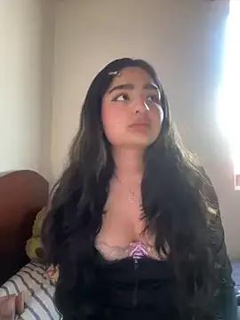 Clementyne30 from StripChat is Freechat