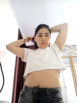 CloeXOX from StripChat is Freechat