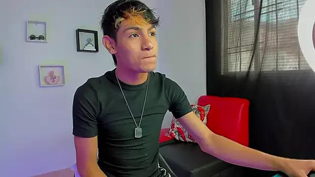 cock_dave from StripChat is Freechat