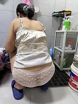 coco-o from StripChat is Freechat