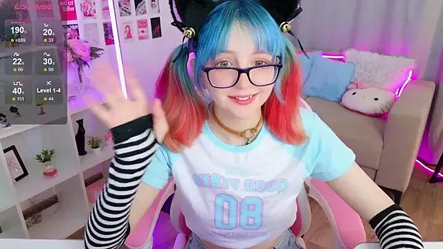 CoralineYoung from StripChat is Freechat