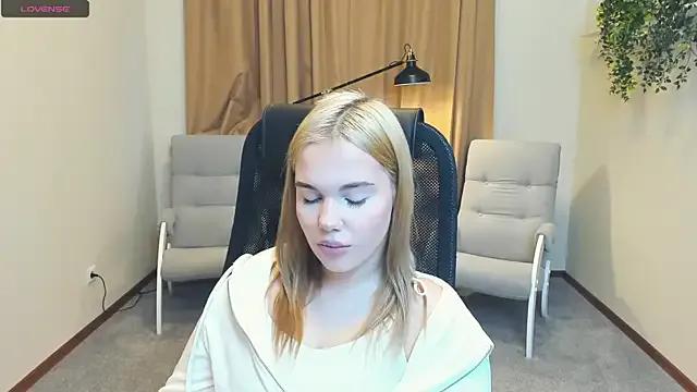 CorrineSchrodt from StripChat is Freechat