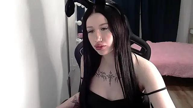 Creamy_Lolli from StripChat is Freechat