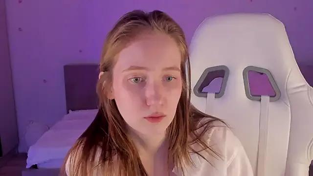 CrystalSoul_ from StripChat is Freechat