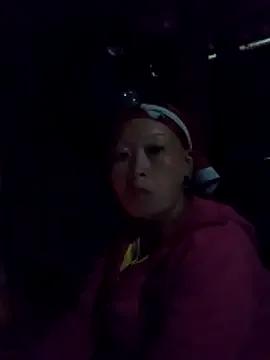 cute-kiss from StripChat is Freechat