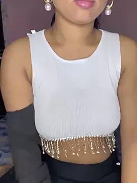 Cute-Samayra from StripChat is Freechat